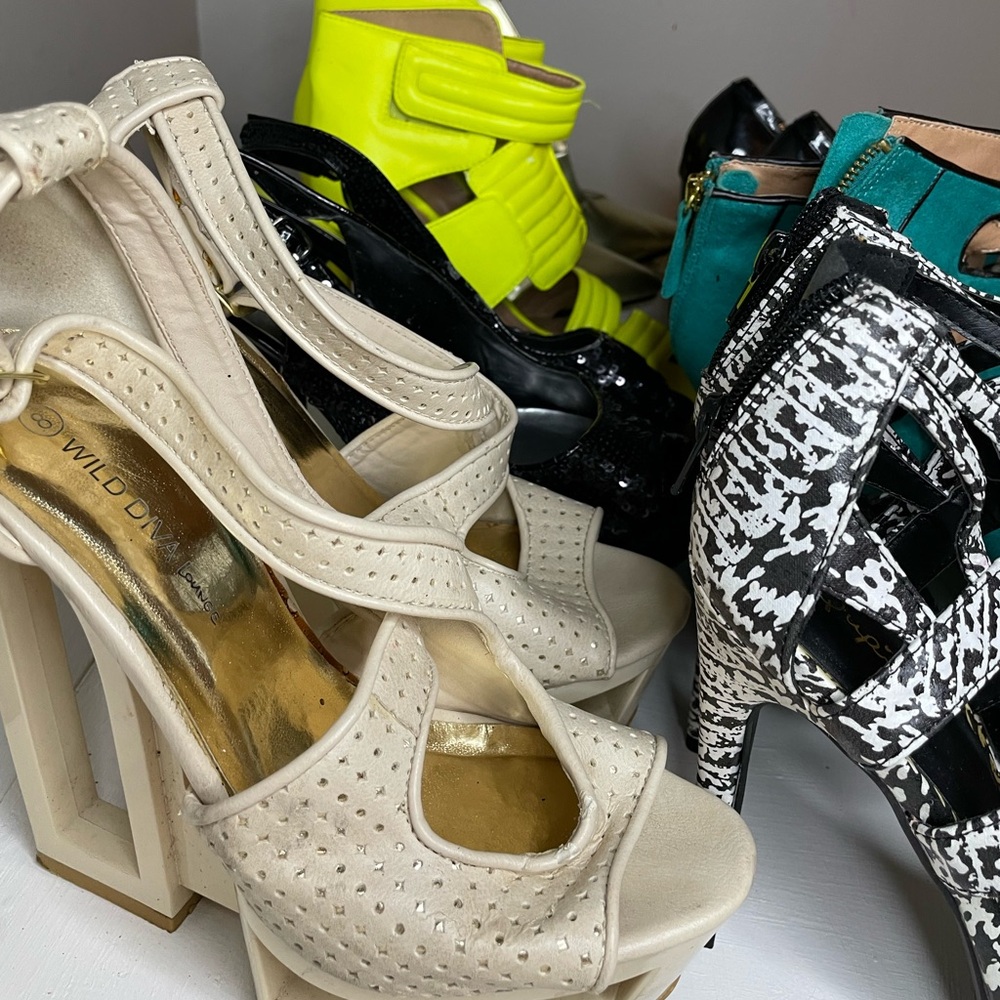 *Lot of 8* Women’s High Heels Platforms sz 8-8.5